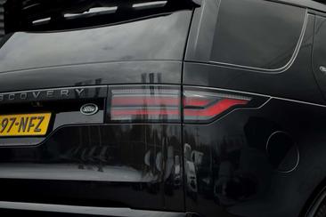 Land Rover Discovery D250 R-Dynamic SE — photo 32