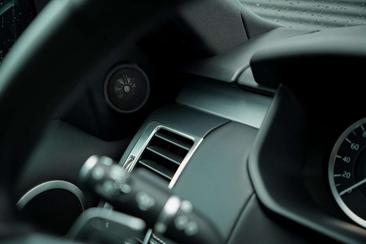 Land Rover Discovery D250 R-Dynamic SE — photo 49