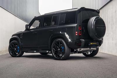Land Rover Defender 110 P400e S