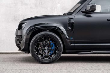 Land Rover Defender 110 P400e S — photo 8