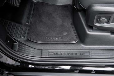 Land Rover Defender 110 P400e S — photo 45