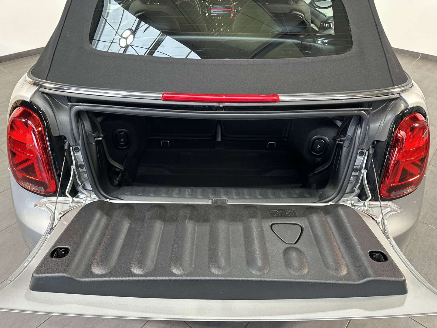 Mini Cabrio Cooper S - 2023 - Joinsteer - #6