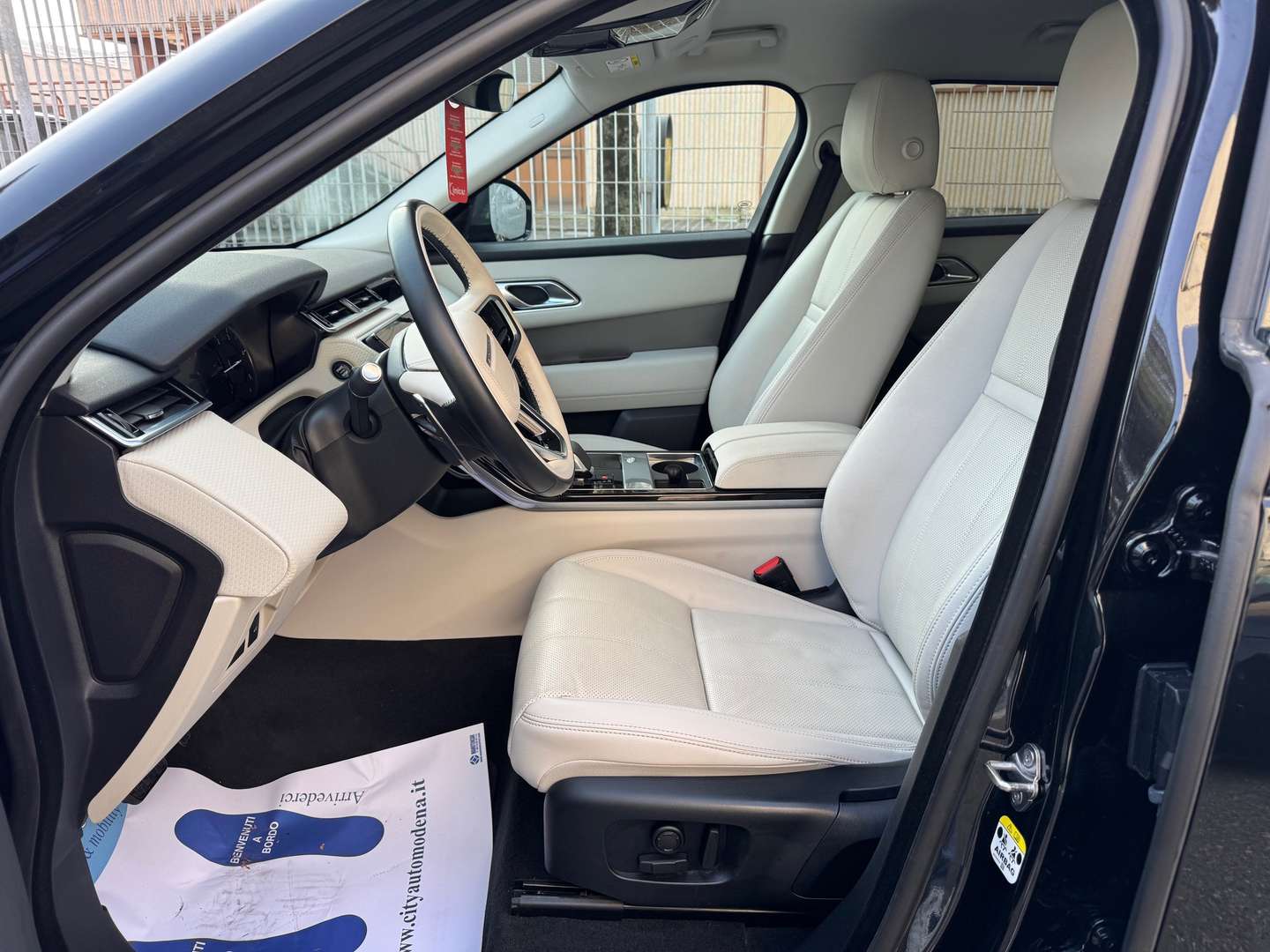 Land Rover Range Rover Velar D204 Auric Edition - 2023 - Joinsteer - #5