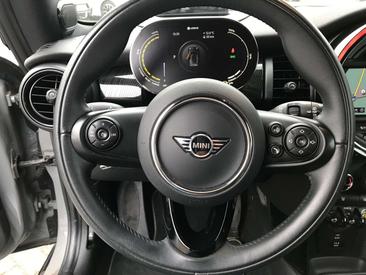 Mini 3 Portes Trim Cooper SE — photo 9