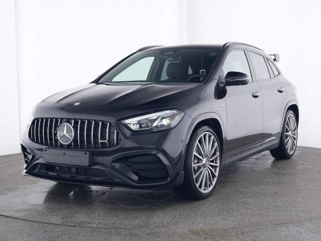 Mercedes GLA -AMG  35 4MATIC - 2023 - Joinsteer - #1