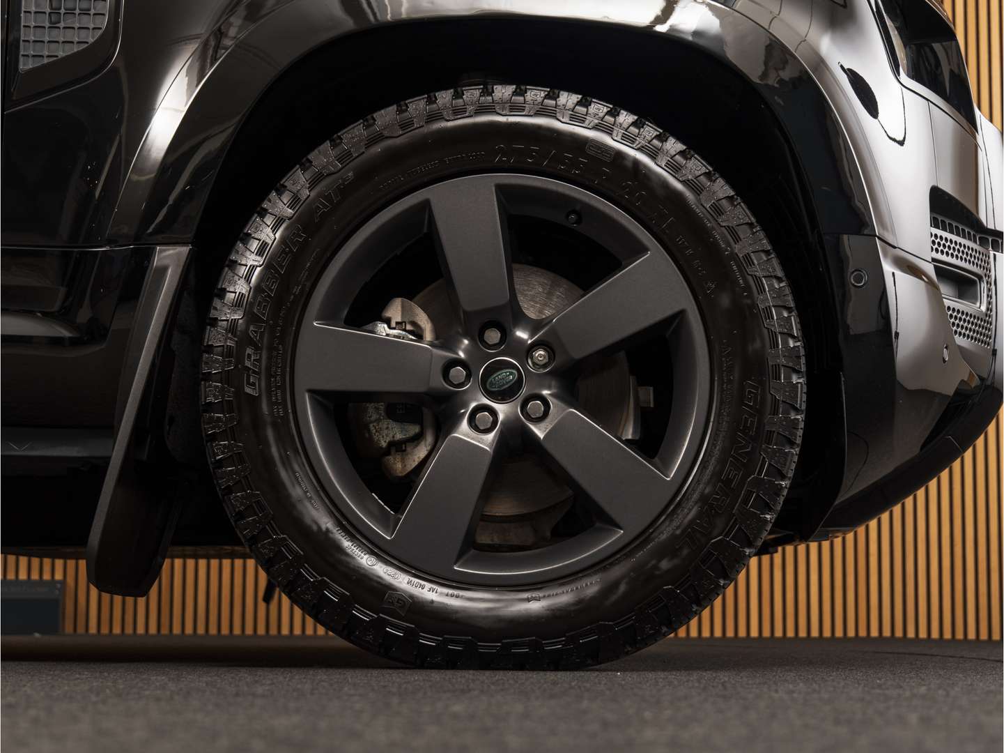 Land Rover Defender 110 X-Dynamic SE D200 - 2024 - Joinsteer - #10