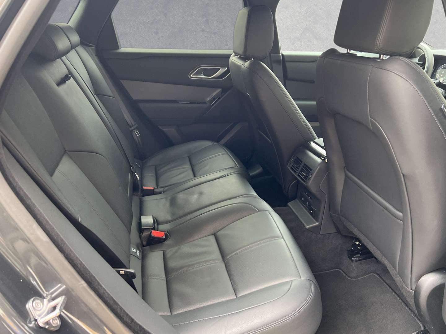 Land Rover Range Rover Velar D300 Dynamic SE - 2025 - Joinsteer - #4