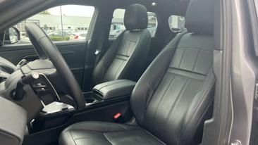 Land Rover Range Rover Evoque P300e R-Dynamic S — photo 7
