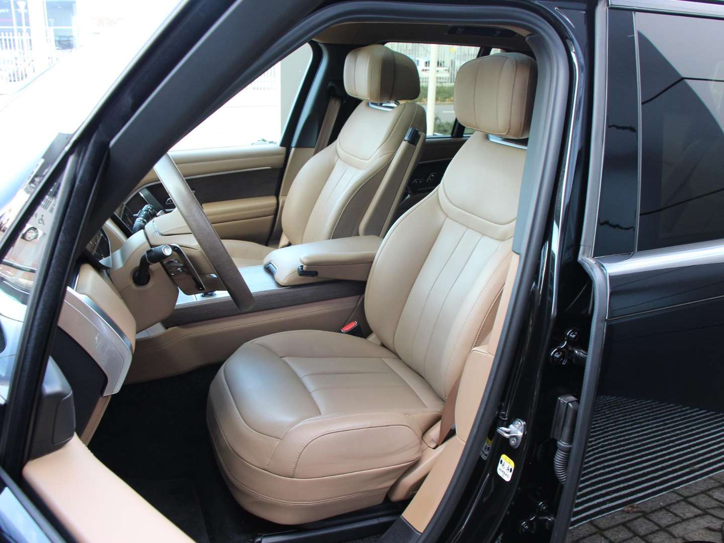 Land Rover Range Rover P550e Autobiography - 2025 - Joinsteer - #6