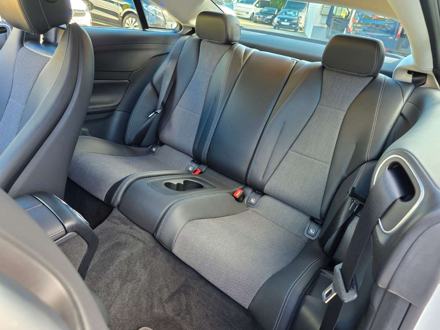 Mercedes Classe E Coupé 220 Burmester - 2020 - Joinsteer - #14