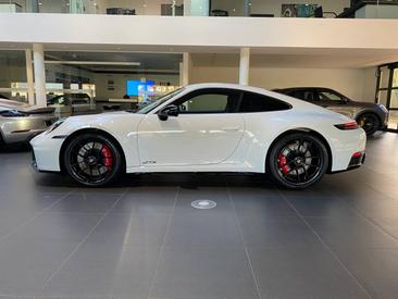 Porsche 992 II Carrera GTS — photo 2