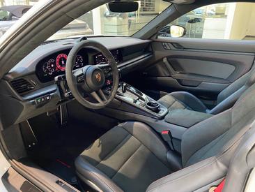 Porsche 992 II Carrera GTS — photo 17