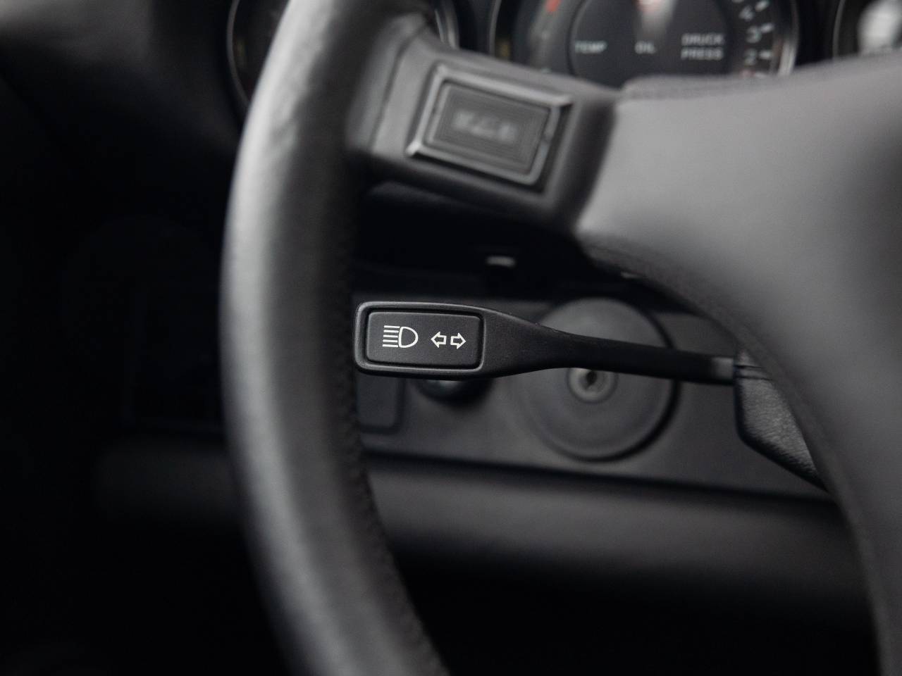 Porsche G-Model II Turbo 3.3 Coupé - 1989 - Joinsteer - #21