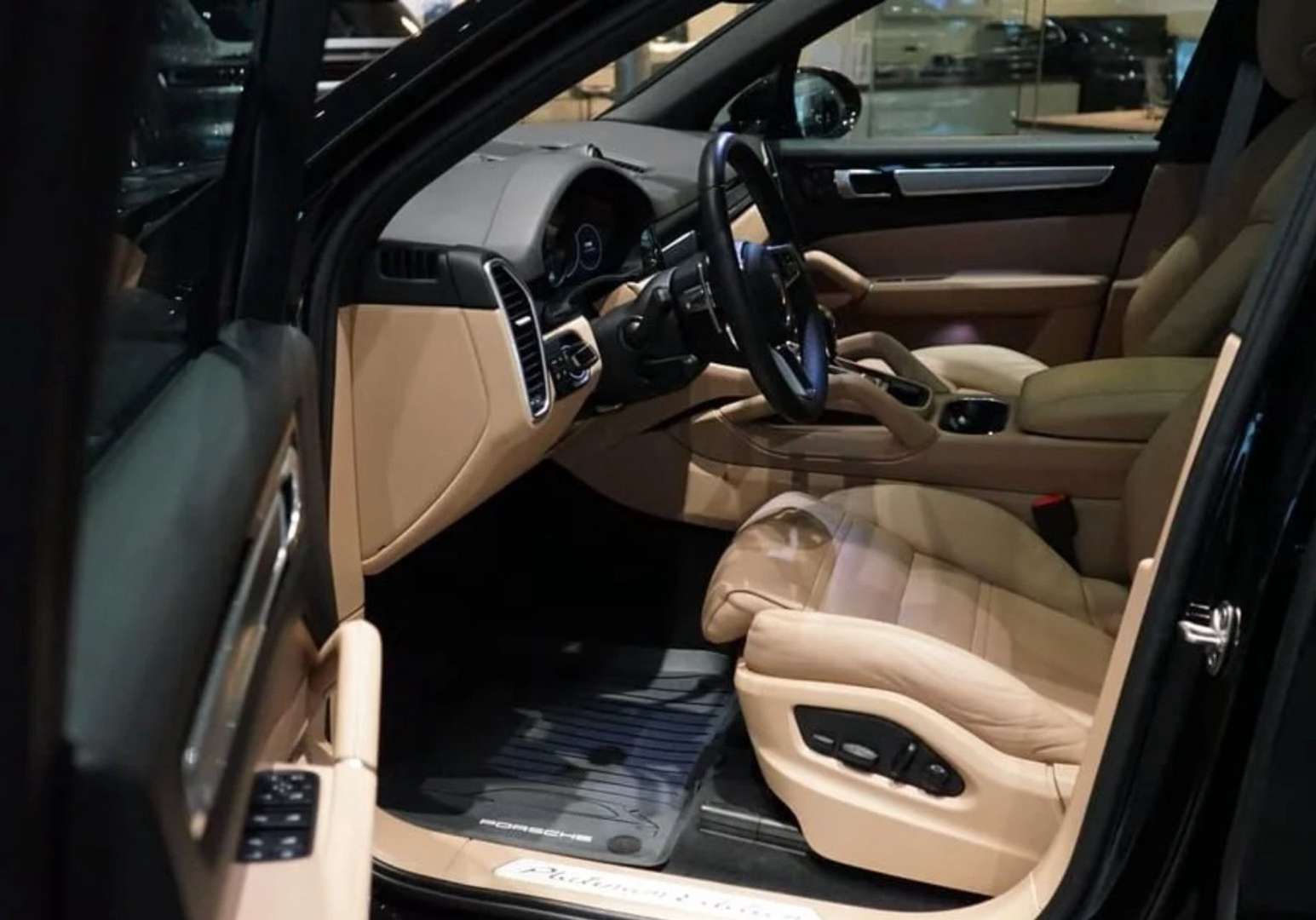 Porsche Cayenne Platinum Edition E-Hybrid - 2022 - Joinsteer - #6