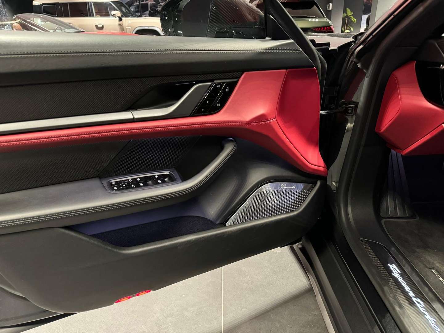 Porsche Taycan Turbo S Cross Turismo - 2021 - Joinsteer - #11