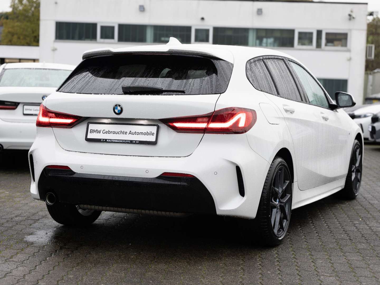 BMW 118i M Sport 118i - 2024 - Joinsteer - #1