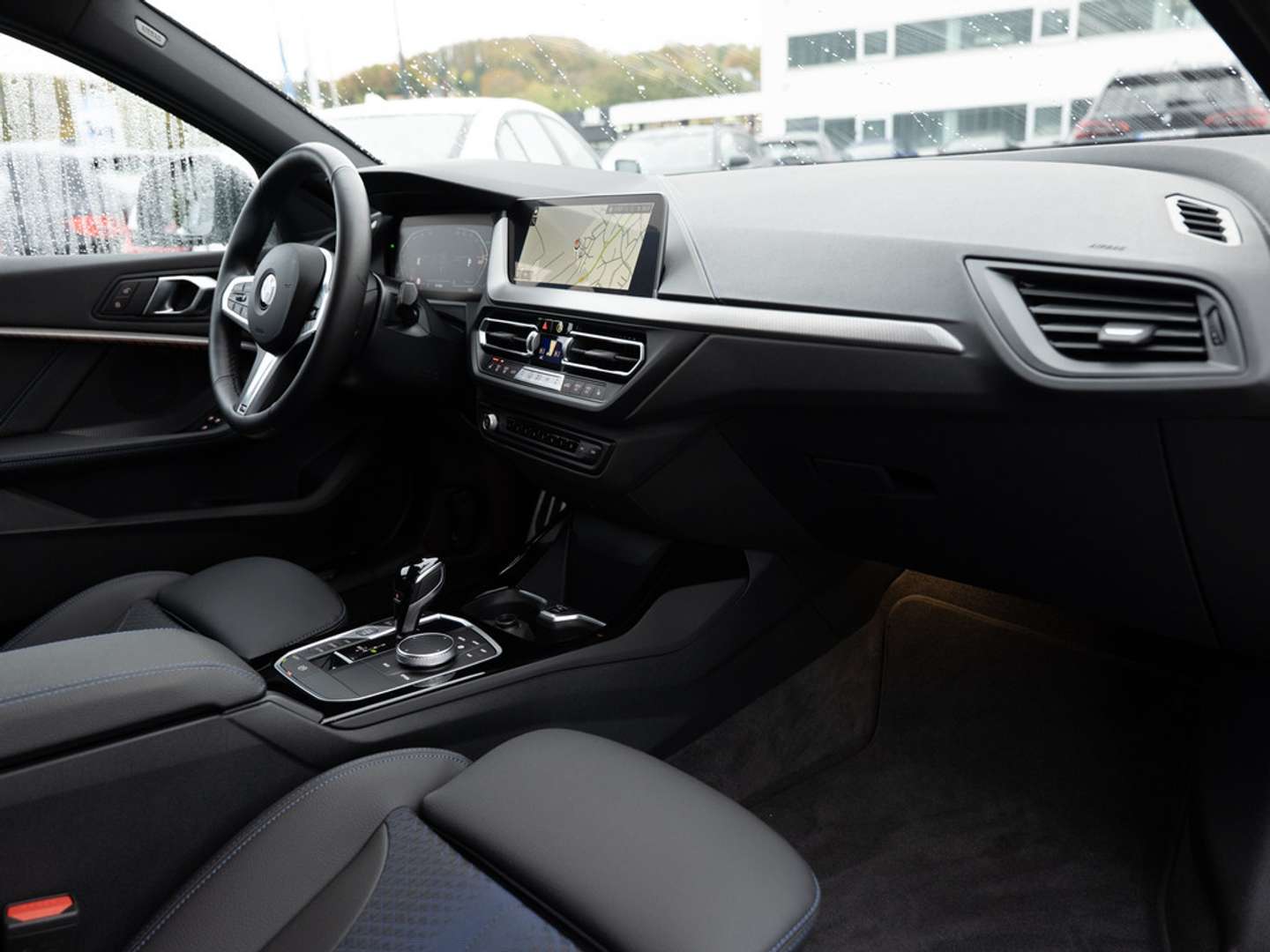 BMW 118i M Sport 118i - 2024 - Joinsteer - #3