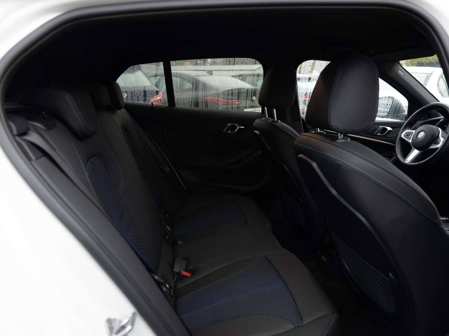 BMW 118i M Sport 118i - 2024 - Joinsteer - #4