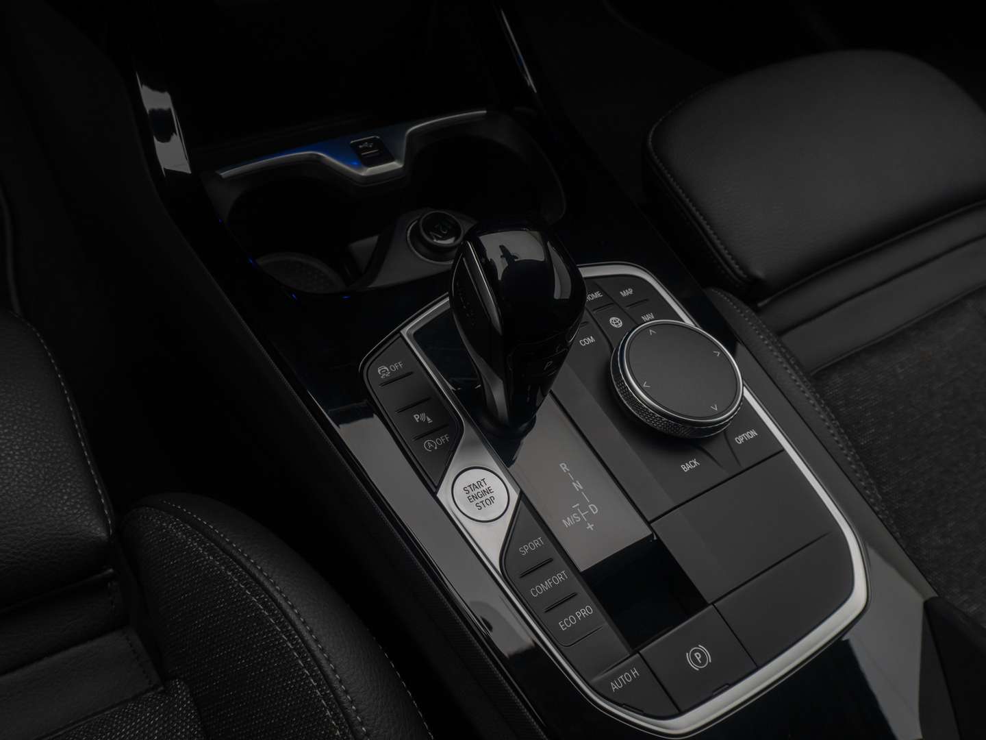 BMW 118 Sport Line 118d - 2022 - Joinsteer - #22