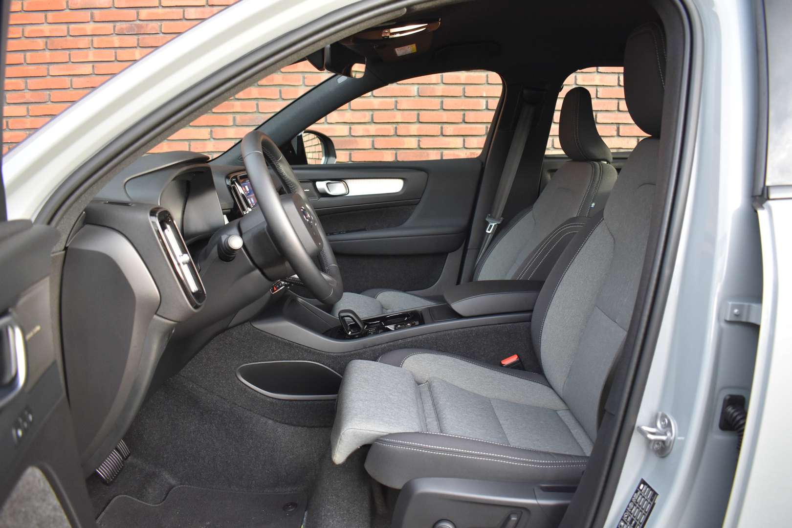 Volvo XC40 B4 Plus - 2025 - Joinsteer - #3