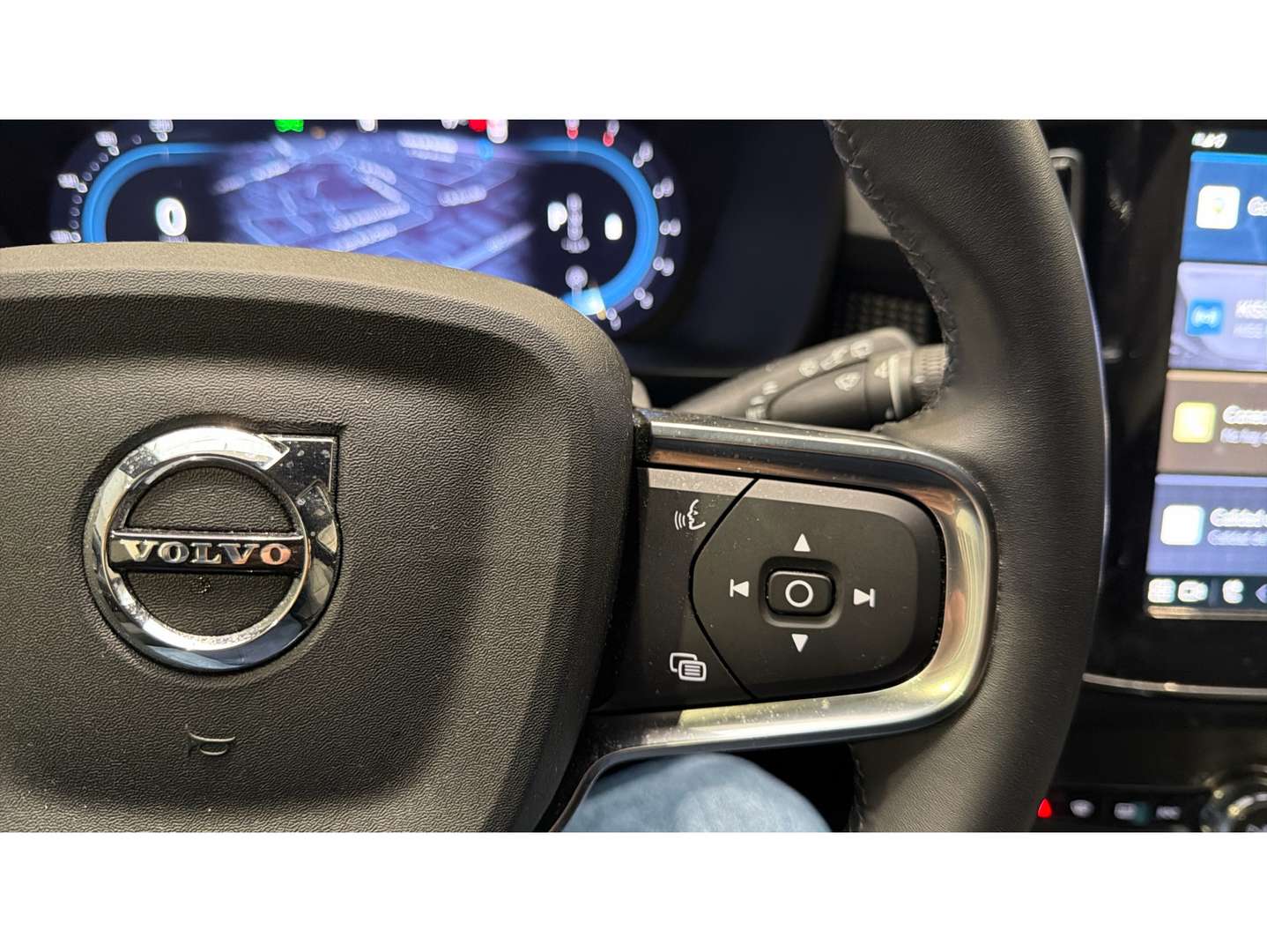 Volvo XC40 B3 Plus - 2024 - Joinsteer - #20