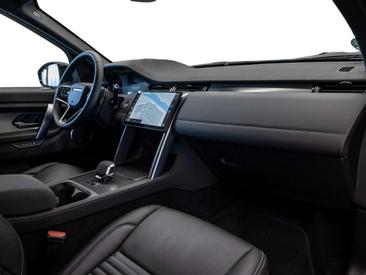 Land Rover Discovery Sport D200 Dynamic SE — photo 4