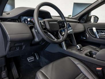 Land Rover Discovery Sport D200 Dynamic SE — photo 16