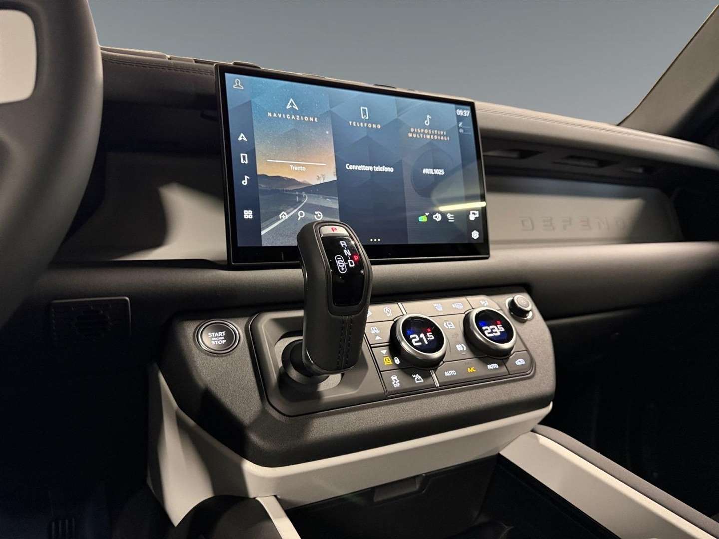 Land Rover Defender 3.0D D200 S - 2025 - Joinsteer - #8