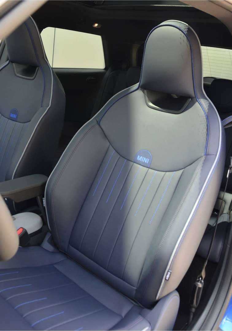 Mini Hatch Favoured Cooper E - 2025 - Joinsteer - #7