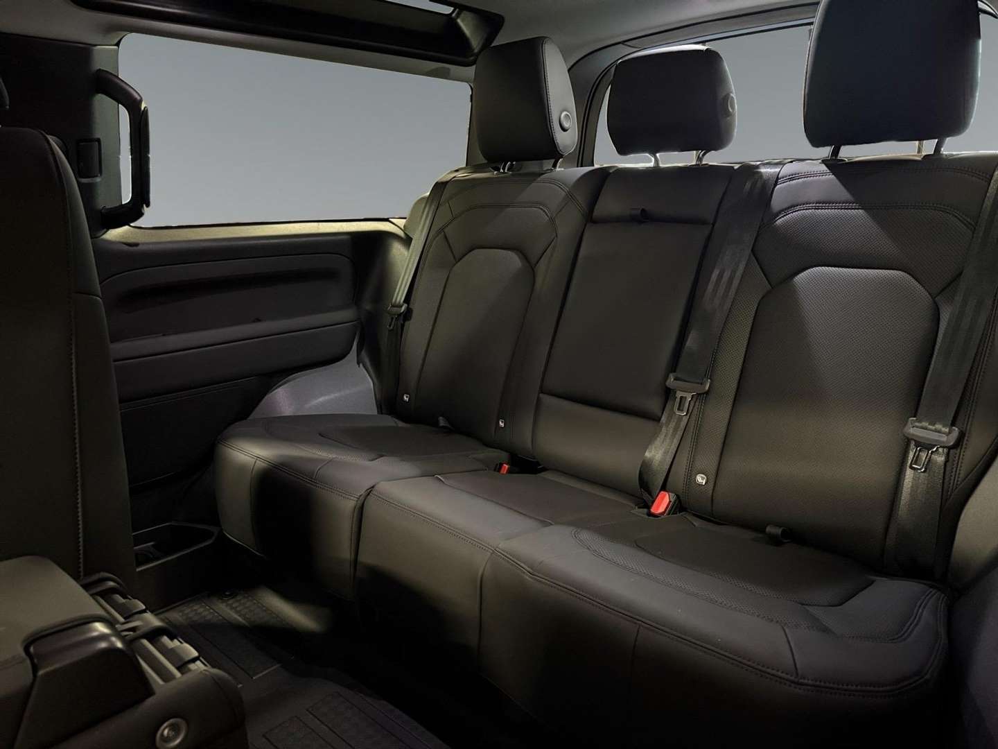 Land Rover Defender 110 D200 X-Dynamic SE - 2025 - Joinsteer - #10