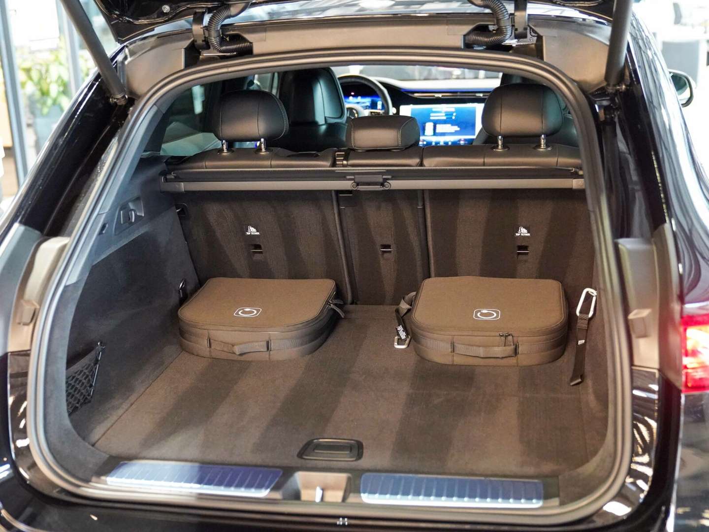 Mercedes EQE 300 HYPERSCREEN - 2025 - Joinsteer - #4