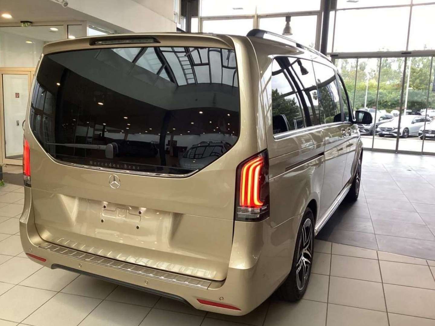 Mercedes V 300 300 Exclusive - 2025 - Joinsteer - #3