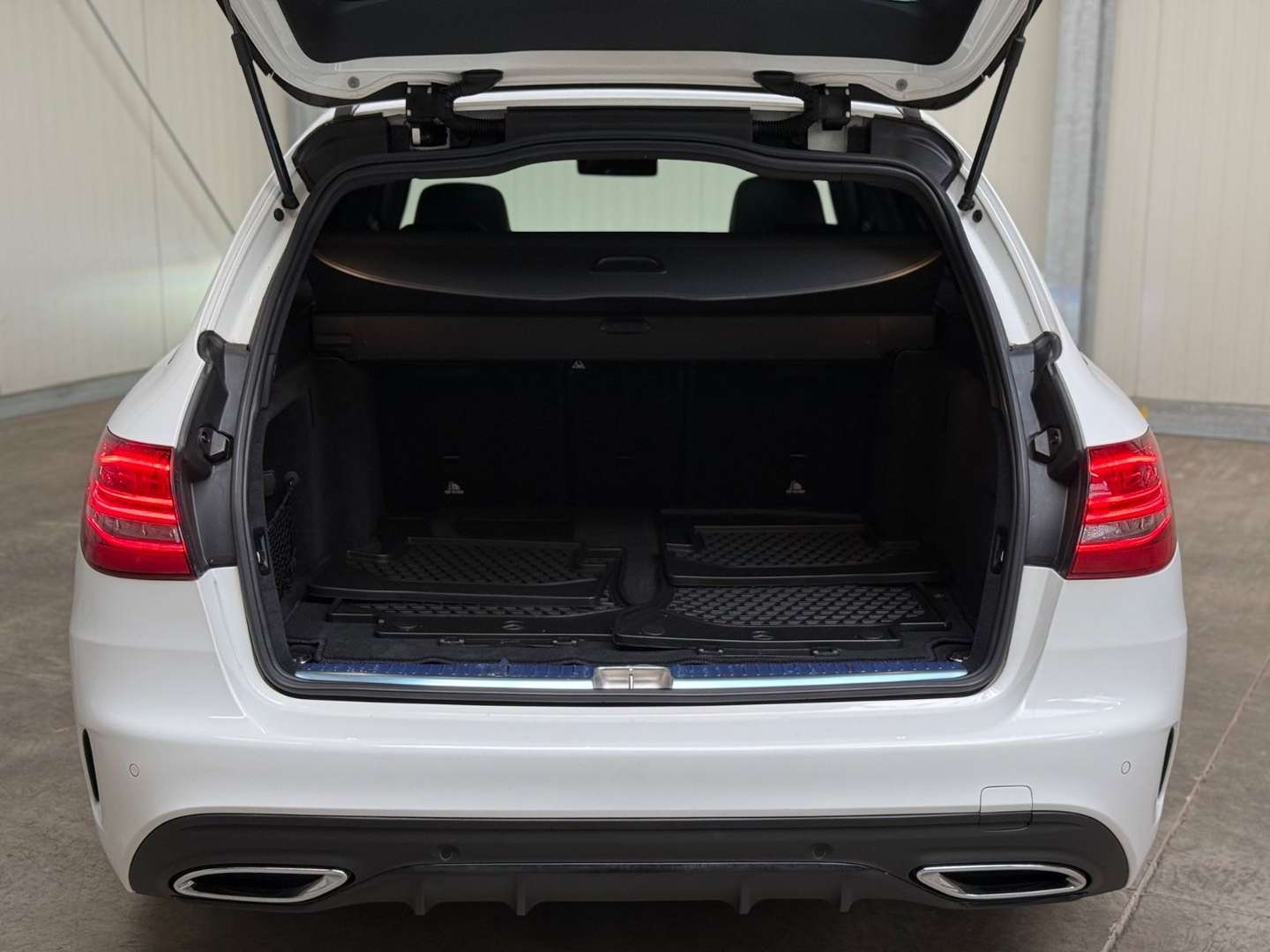 Mercedes Classe C Break 200 AMG Line - 2019 - Joinsteer - #24