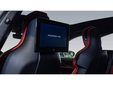 Porsche Taycan Turbo Cross Turismo — photo 34