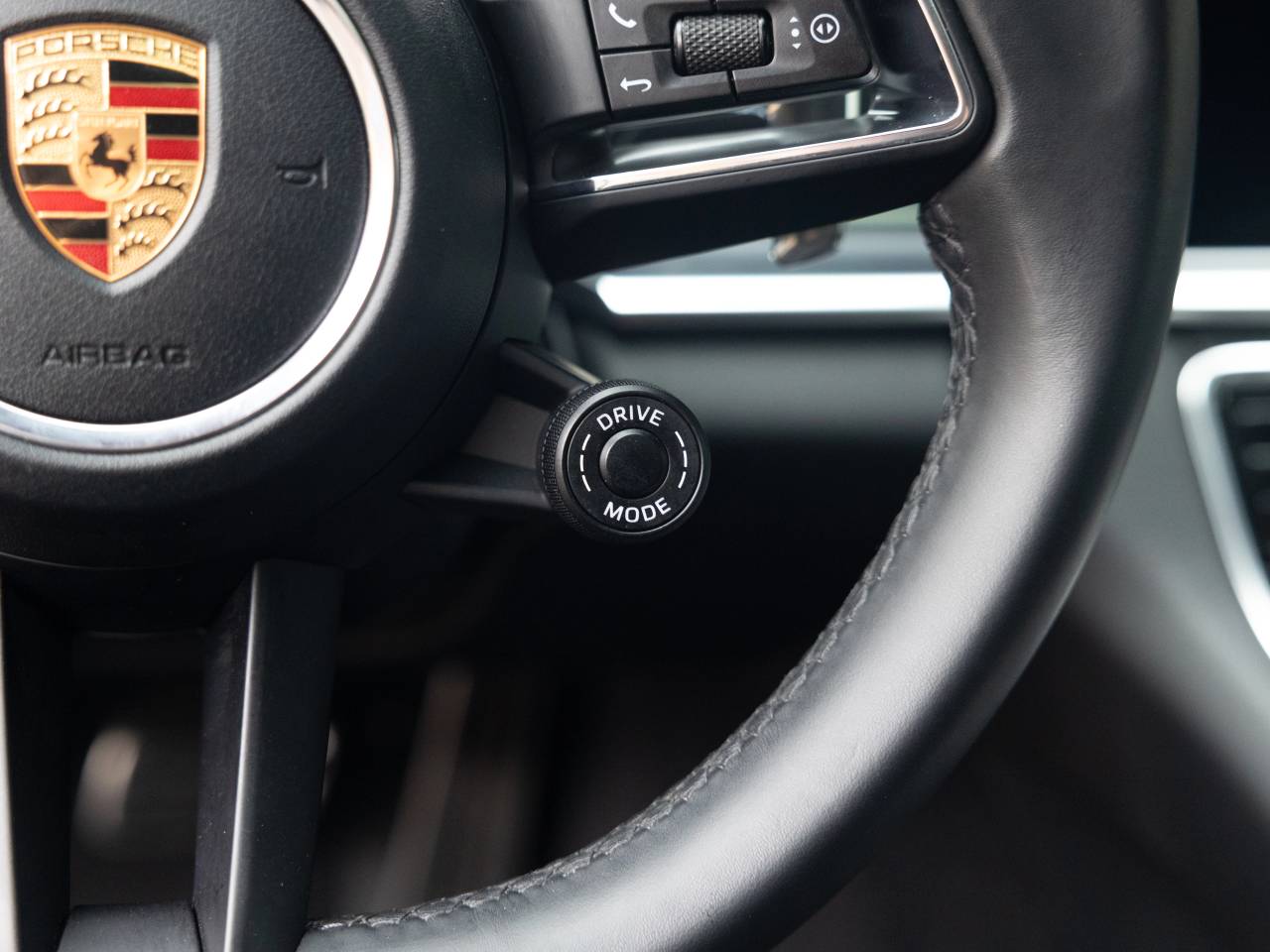Porsche Panamera II ph2 4 E-Hybrid Sport Turismo Platinum Edition - 2022 - Joinsteer - #24