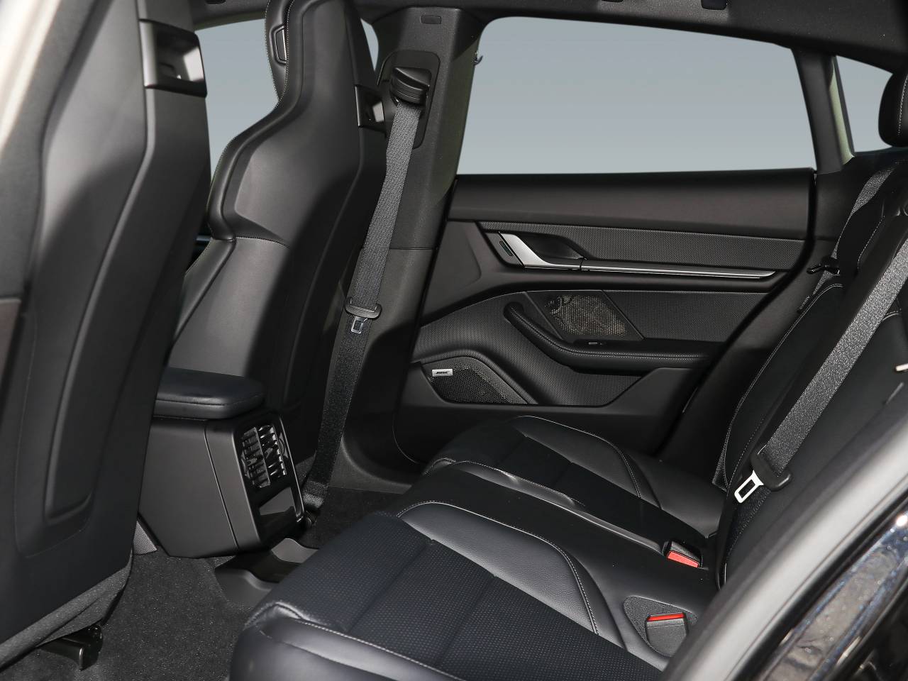 Porsche Taycan ph2 4 Cross Turismo - 2025 - Joinsteer - #15