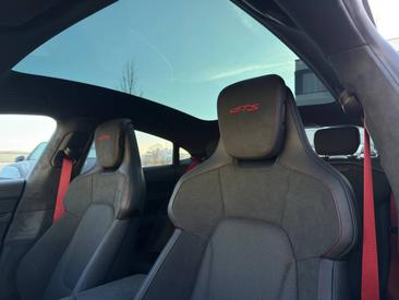 Porsche Taycan ph2 GTS — photo 19