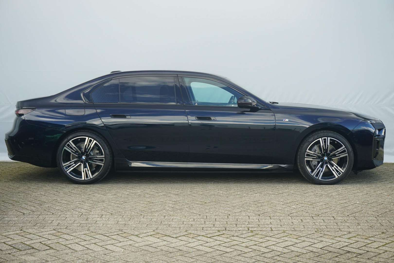 BMW I7 M Sport XDrive60 - 2024 - Joinsteer - #3