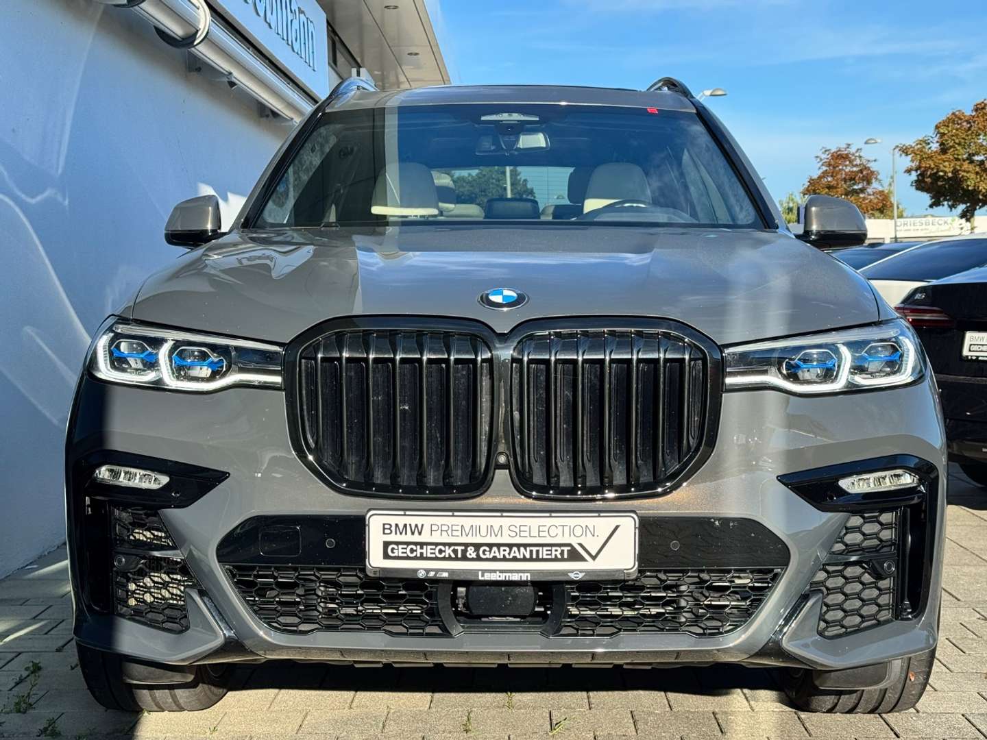 BMW X7 Sky Lounge M50i XDrive - 2022 - Joinsteer - #2