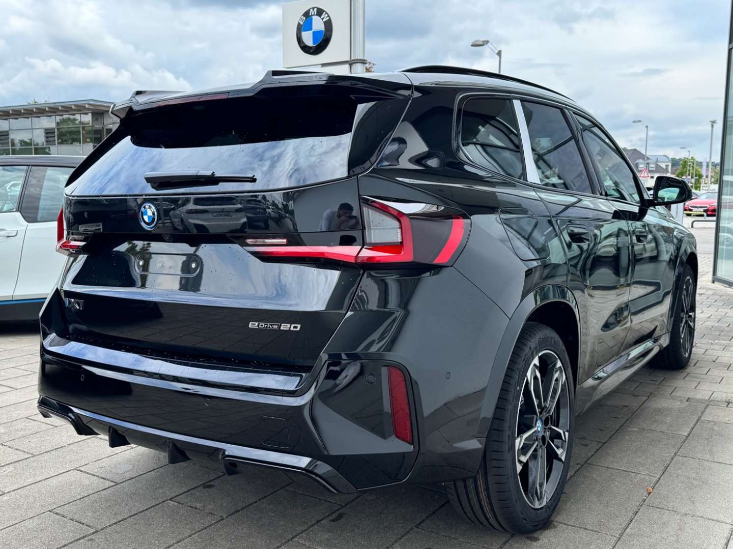 BMW IX1 M Sport EDrive20 - 2025 - Joinsteer - #4