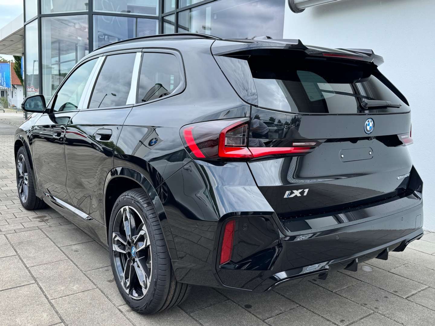 BMW IX1 M Sport EDrive20 - 2025 - Joinsteer - #6