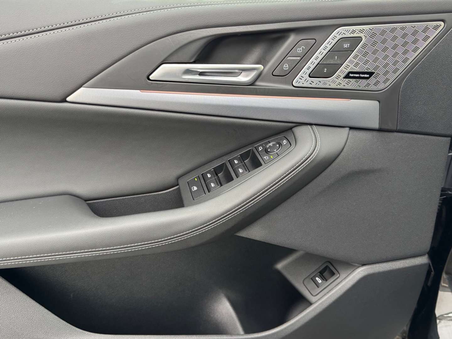 BMW 218 Active Tourer M Sport I - 2024 - Joinsteer - #9