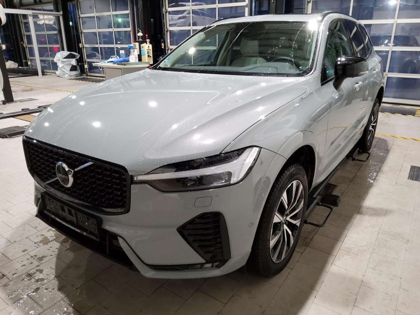 Volvo XC60 B5 Plus - 2024 - Joinsteer - #1