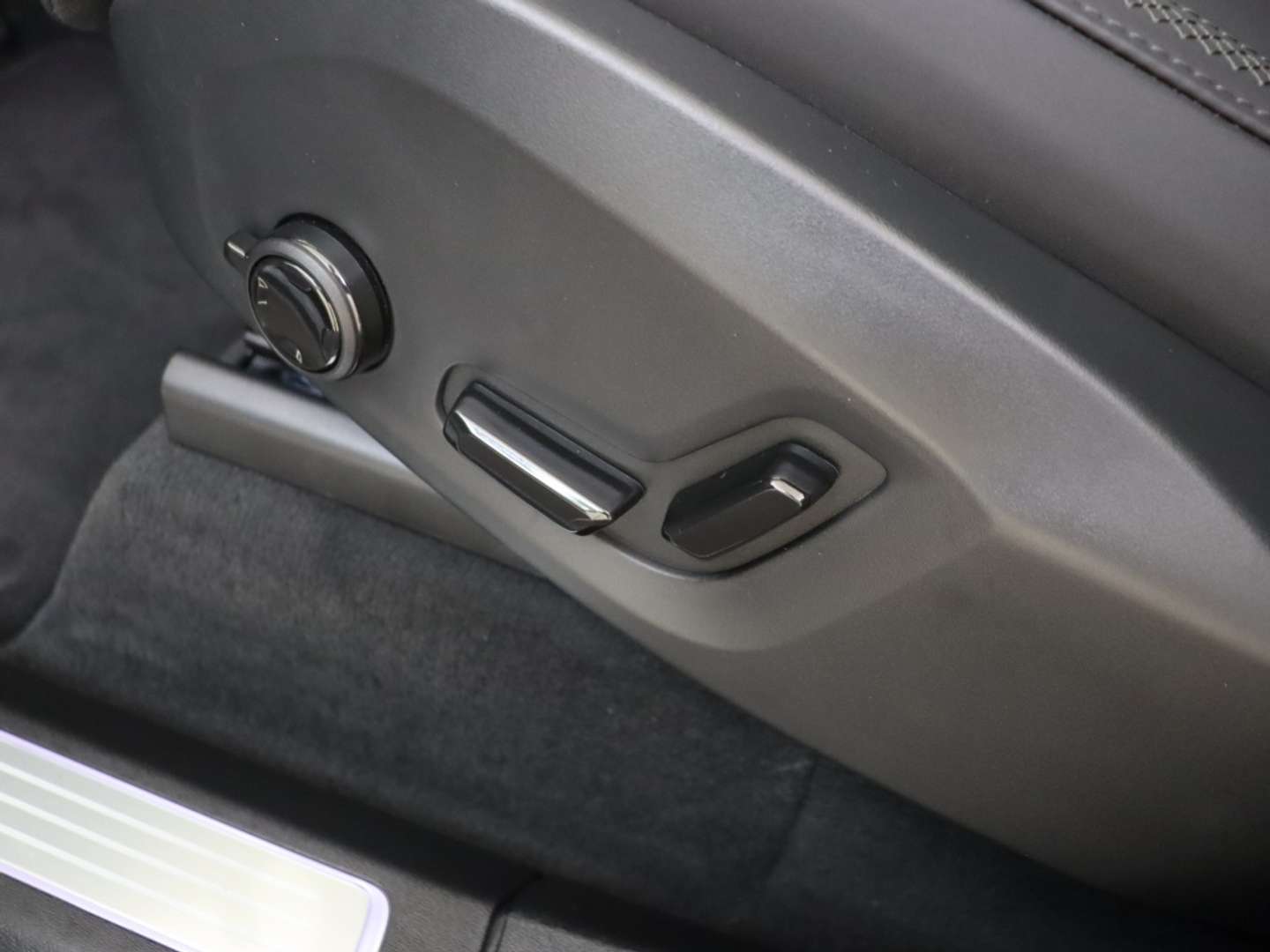 Volvo XC90 T8 Recharge Ultimate - 2025 - Joinsteer - #17