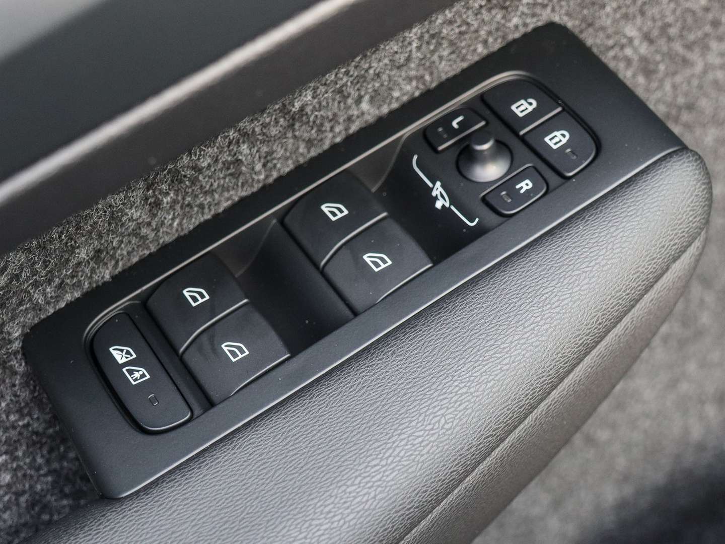 Volvo EX40 Single Motor Plus - 2025 - Joinsteer - #14