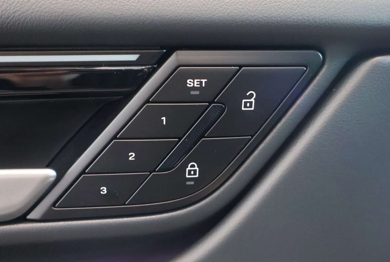 Porsche Macan Electrique 4 - 2025 - Joinsteer - #13