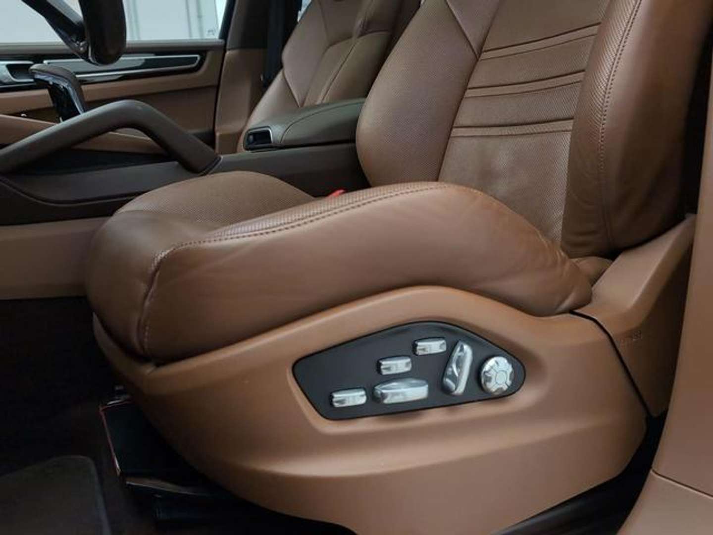 Porsche Cayenne E-Hybrid - 2021 - Joinsteer - #13