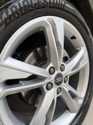 Audi Q3 S Line 35 TDI Sportback — photo 23