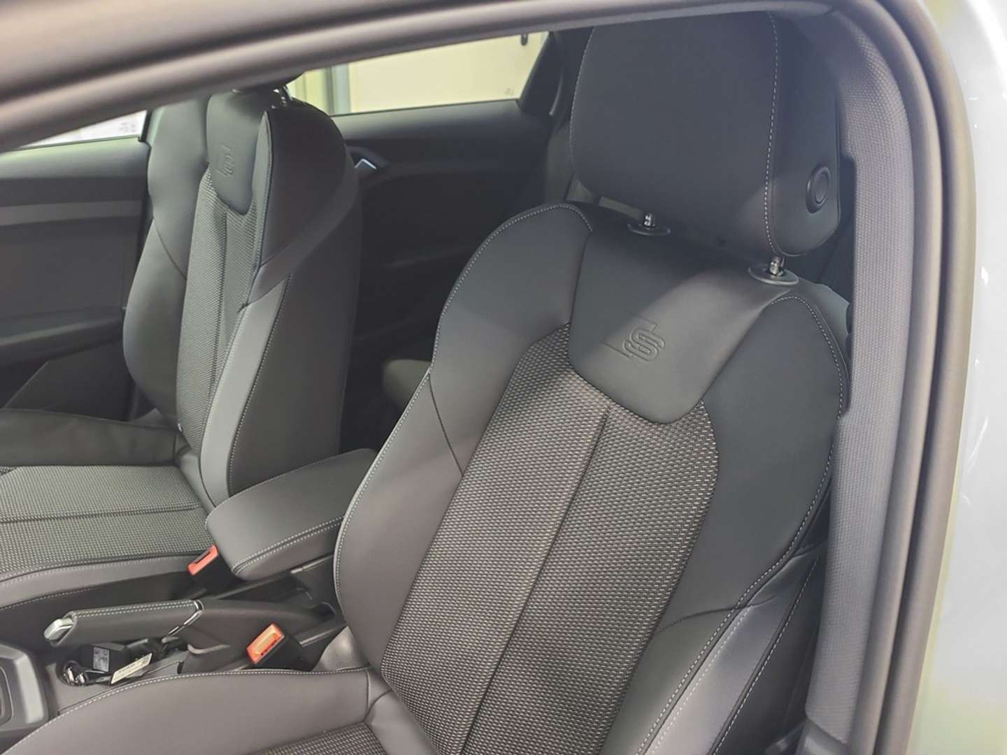 Audi A1 Sportback S Line 35 TFSI - 2023 - Joinsteer - #5