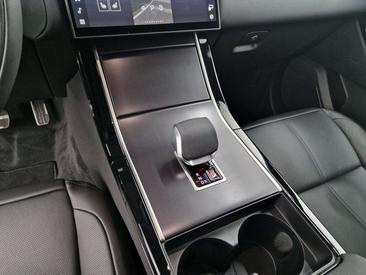 Land Rover Range Rover Velar D200 Dynamic SE — photo 21